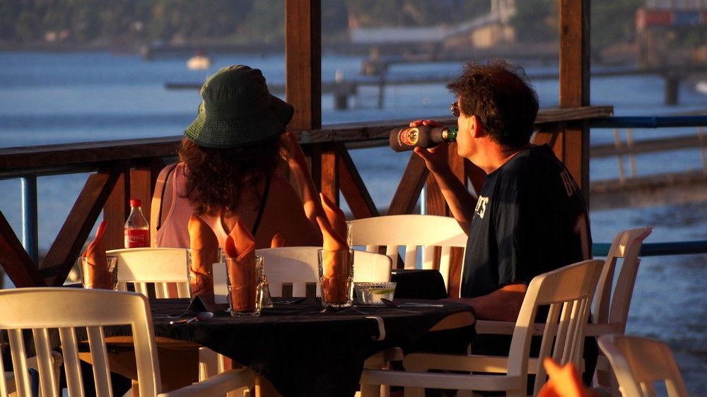 Castle Comfort Lodge Roseau Bagian luar foto